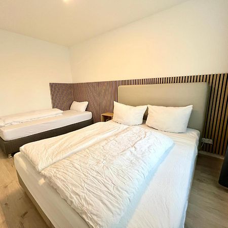 Apartment Leverkusen Bagian luar foto